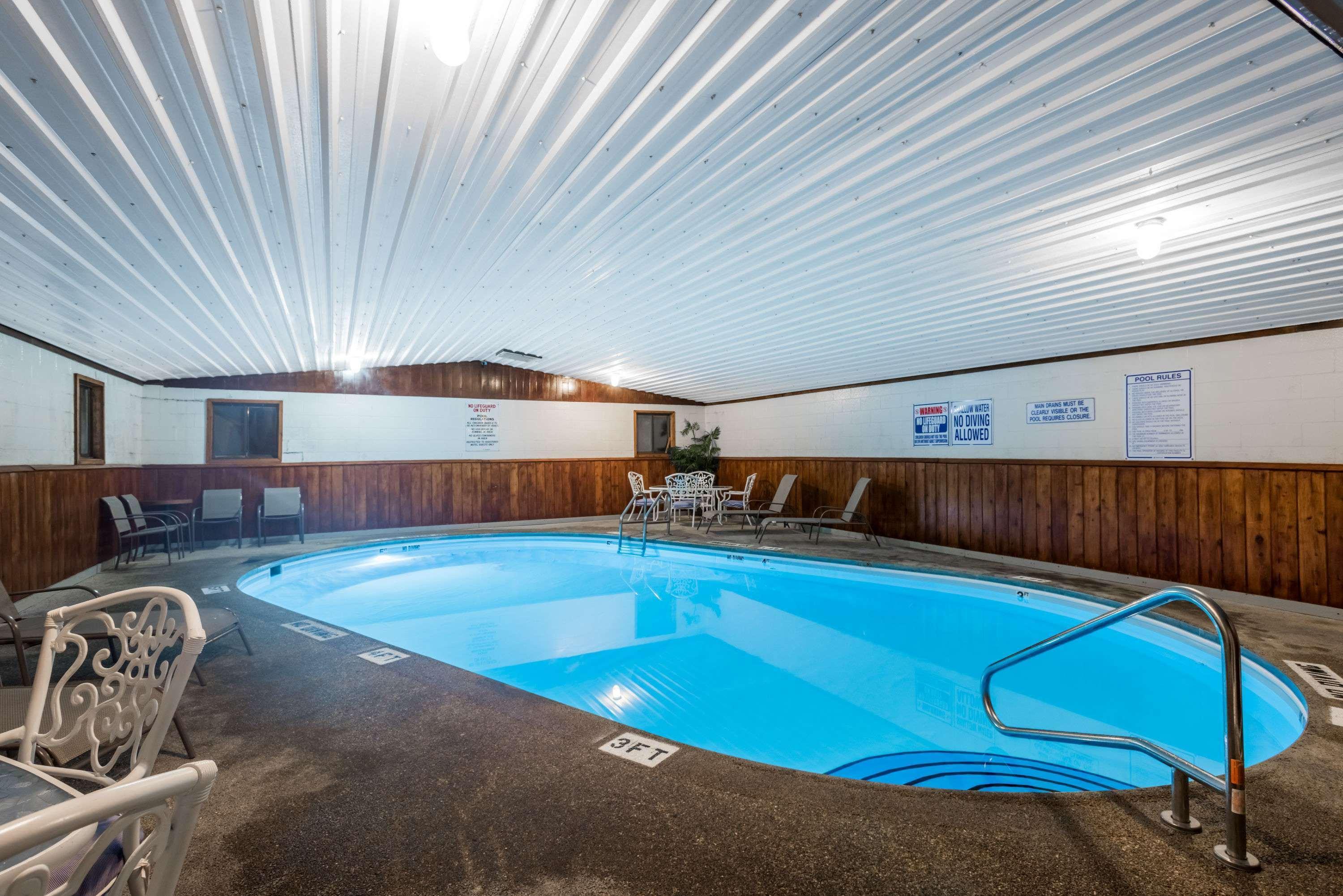 Travelodge By Wyndham ליווינגסטון מראה חיצוני תמונה