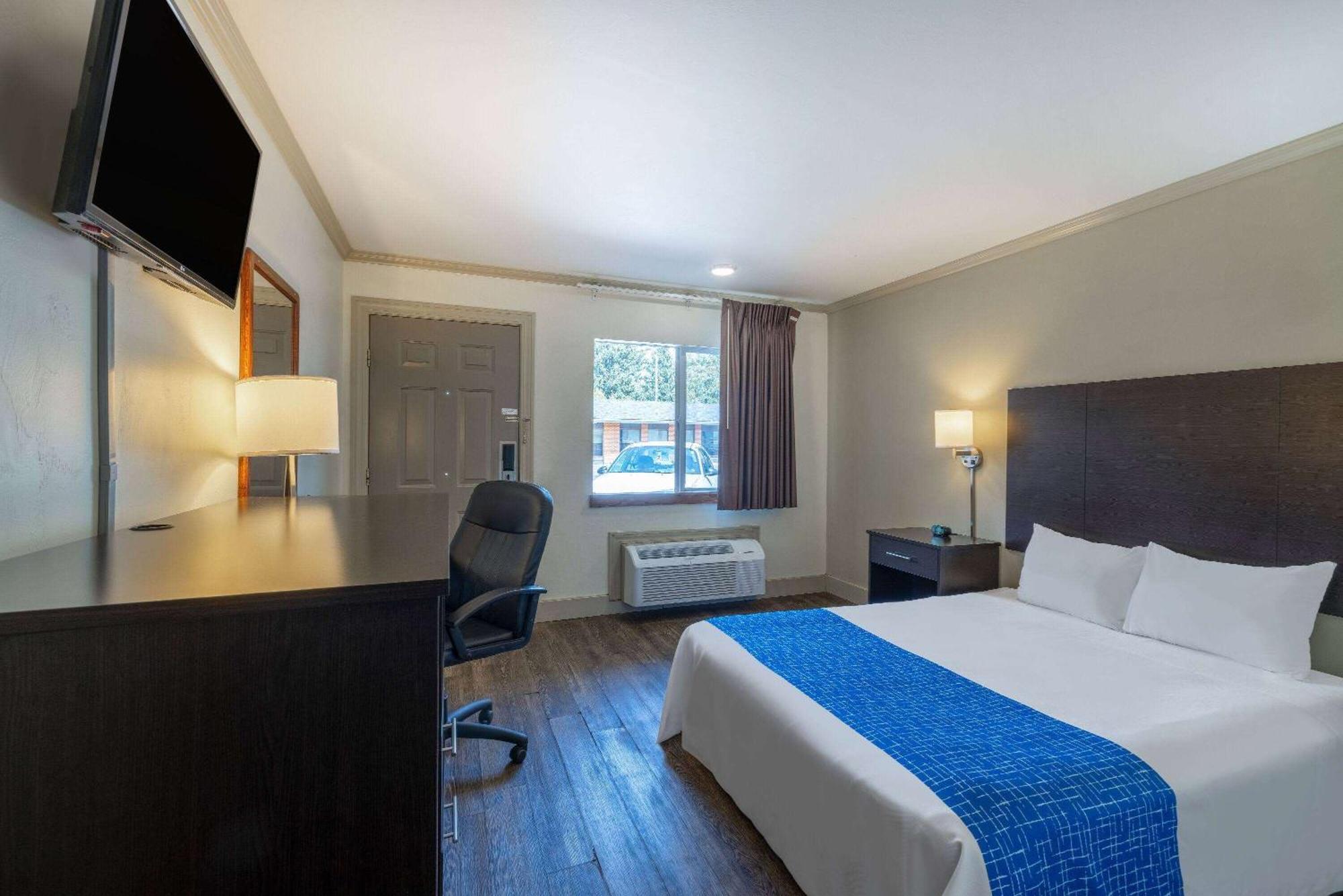 Travelodge By Wyndham ליווינגסטון מראה חיצוני תמונה