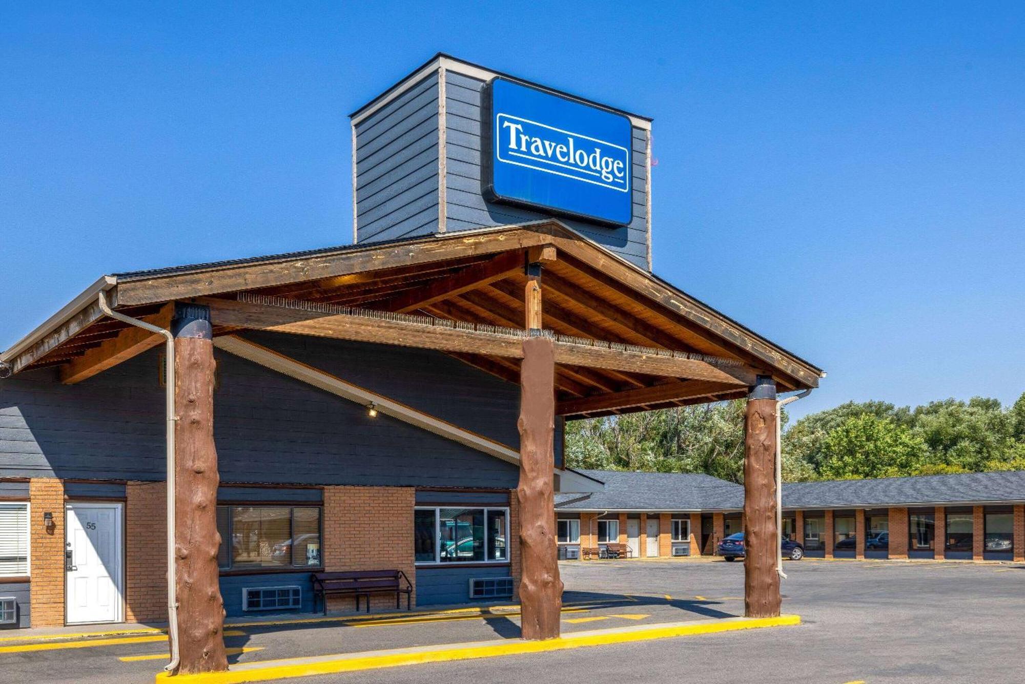 Travelodge By Wyndham ליווינגסטון מראה חיצוני תמונה