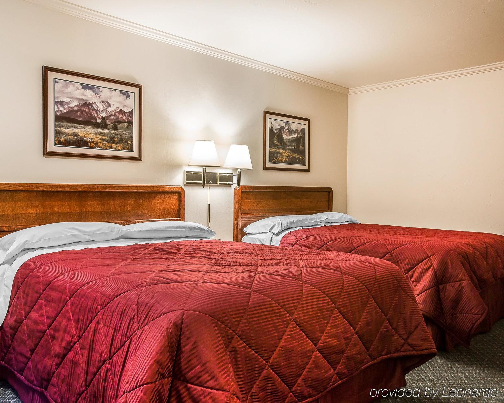 Travelodge By Wyndham ליווינגסטון מראה חיצוני תמונה